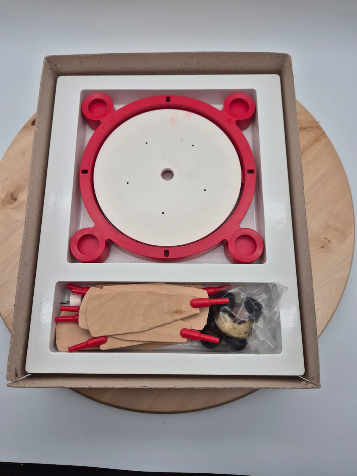 DDR Figurenkarussell – Bogenpyramide mit Kurrendesängern