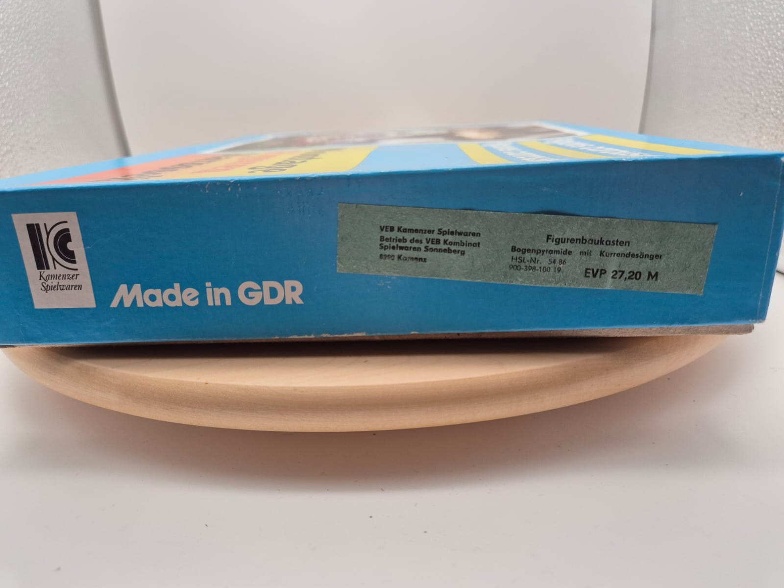 DDR Figurenkarussell – Bogenpyramide mit Kurrendesängern