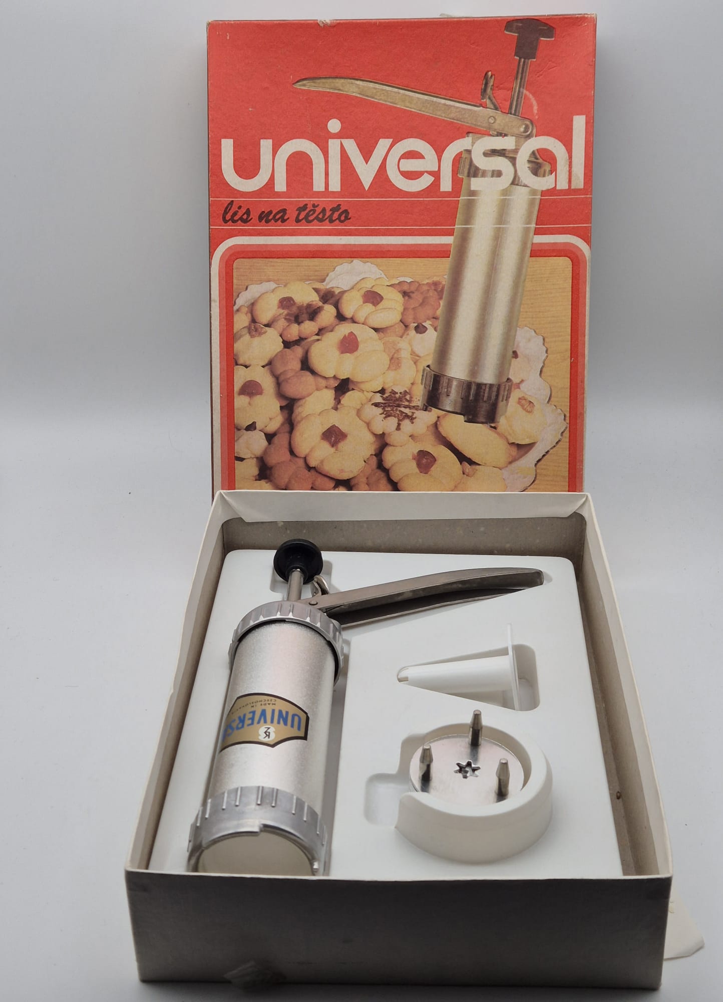 Universal Gebäckpresse – Kovozávody Semily (Tschechoslowakei)