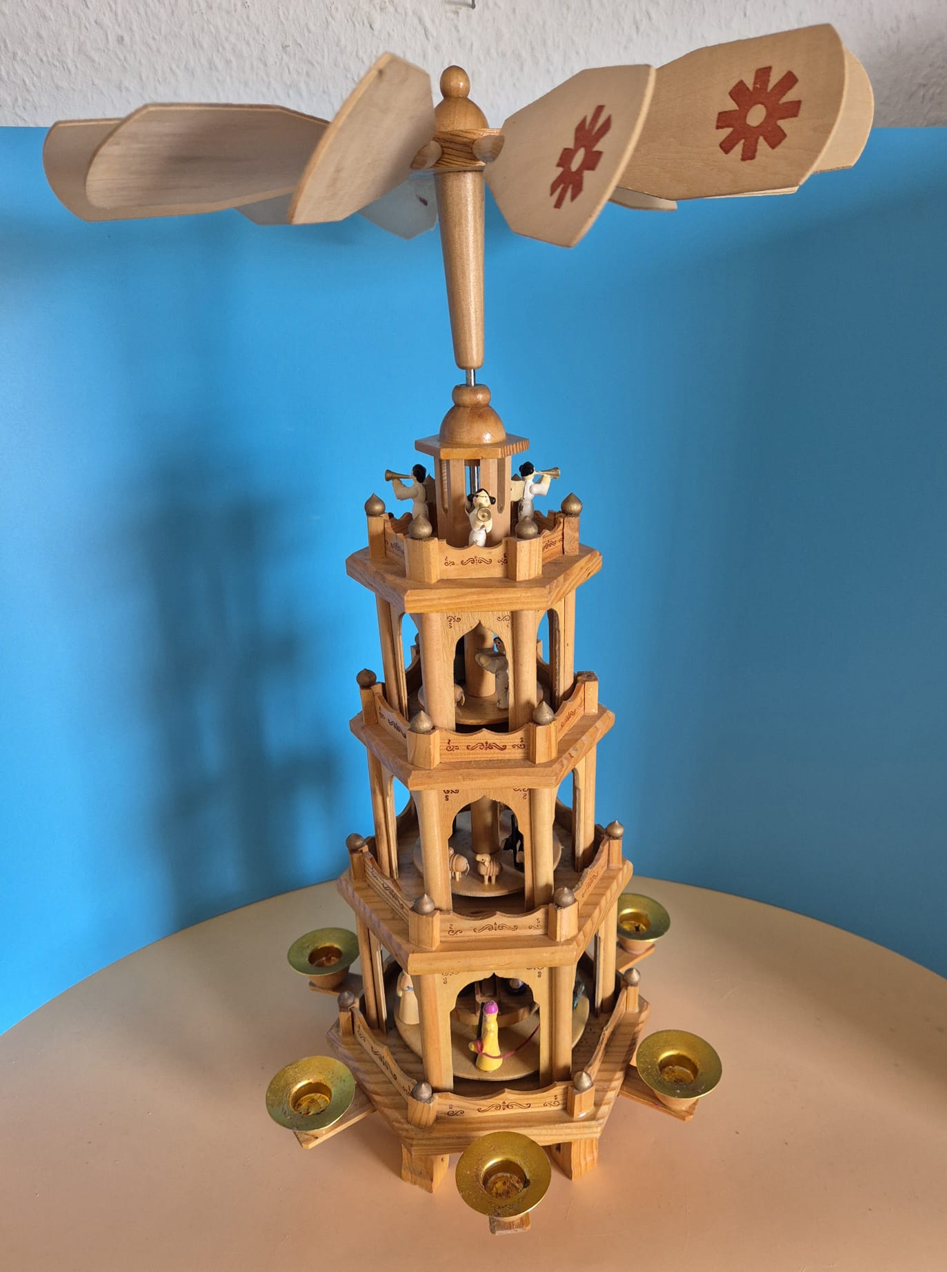 Weihnachtspyramide – 4-stöckig