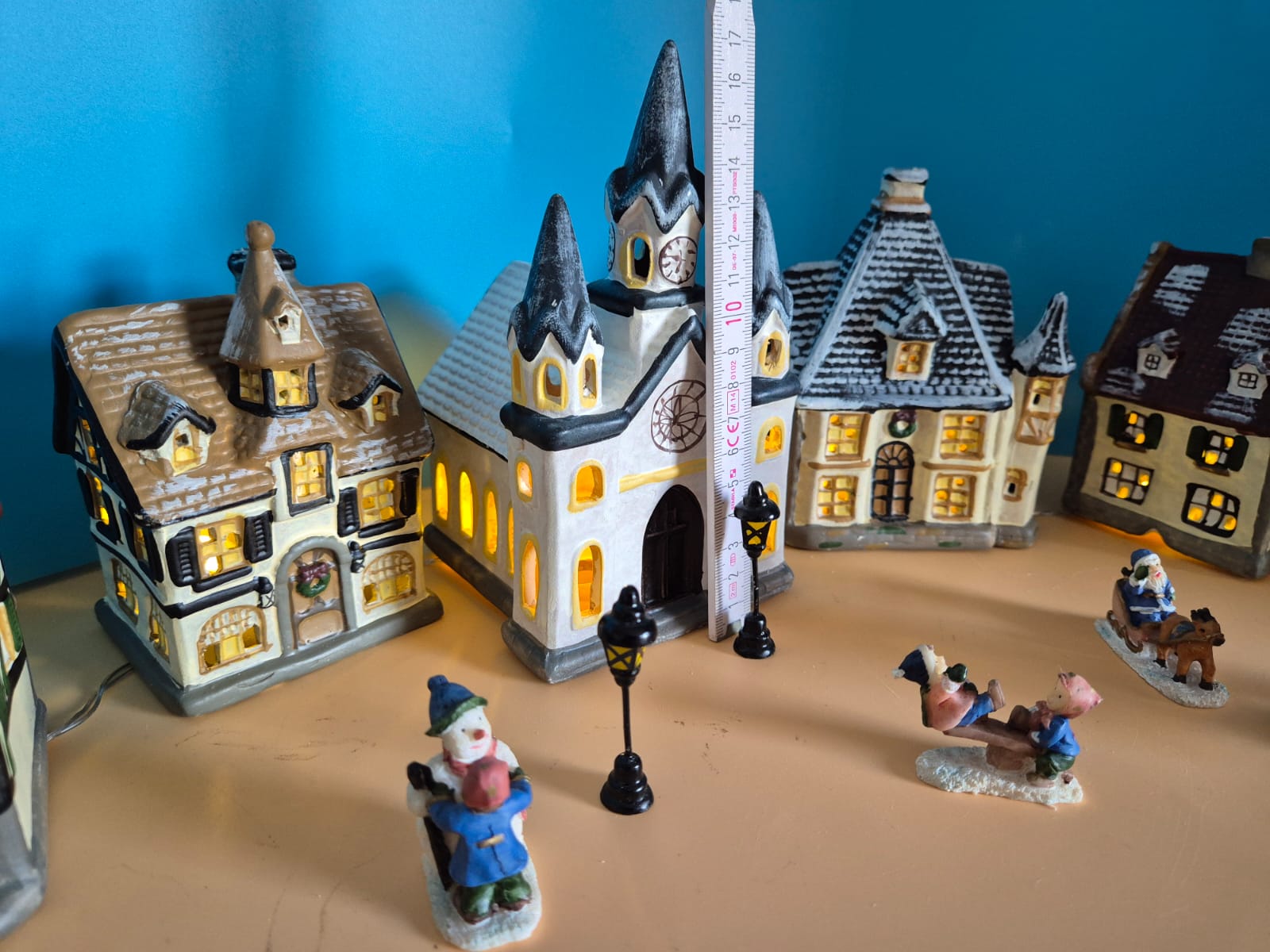 Keramik Weihnachtsdorf mit Beleuchtung