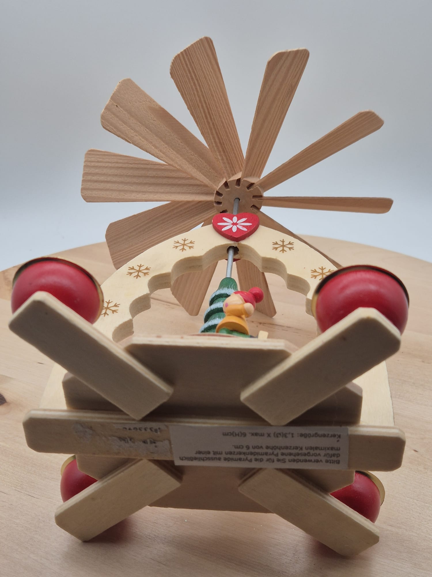 Weihnachtspyramide – Schlittschuhkinder