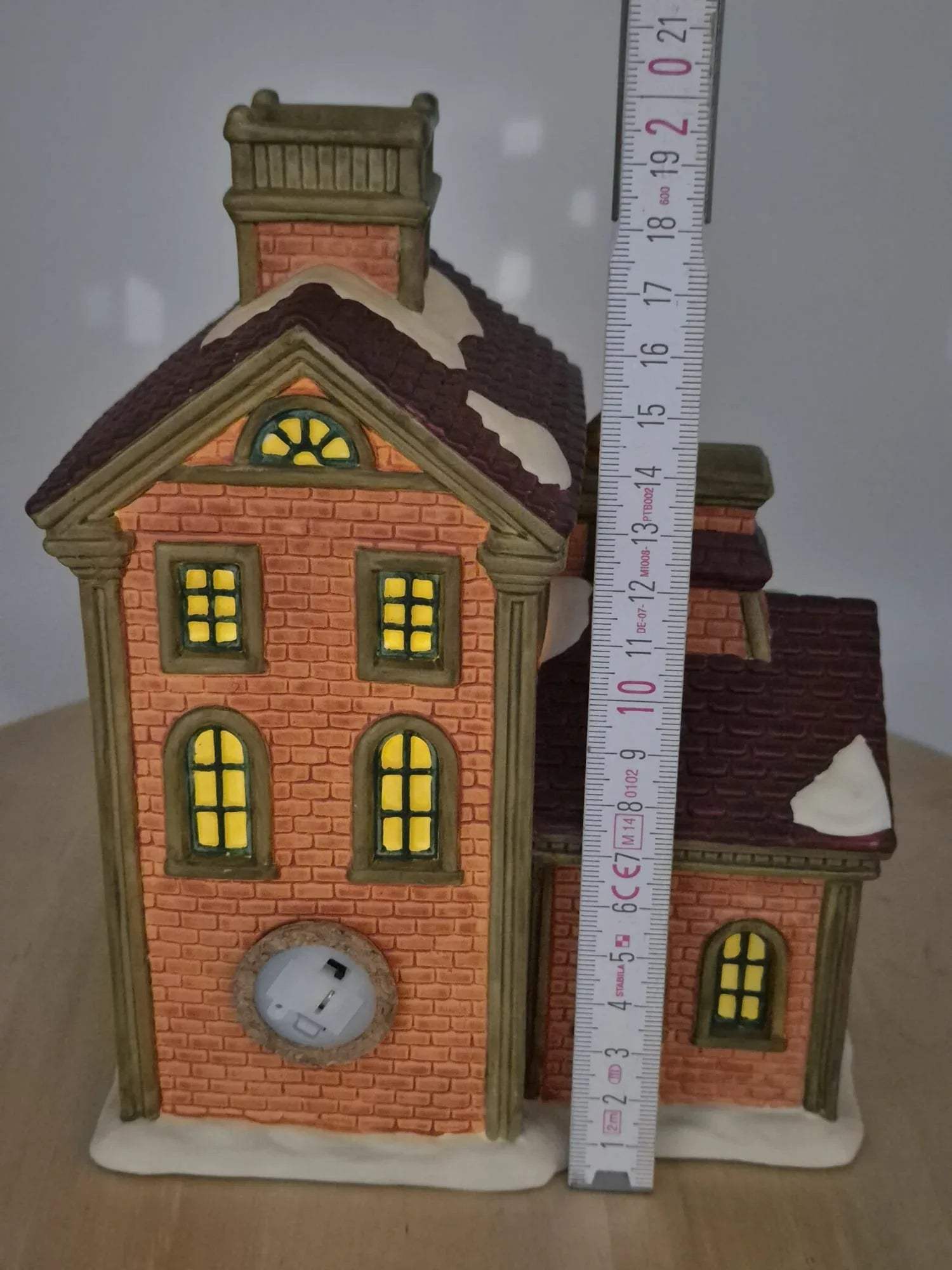 Keramik Lichthaus „Fire Station“ – Feuerwehrhaus mit Beleuchtung