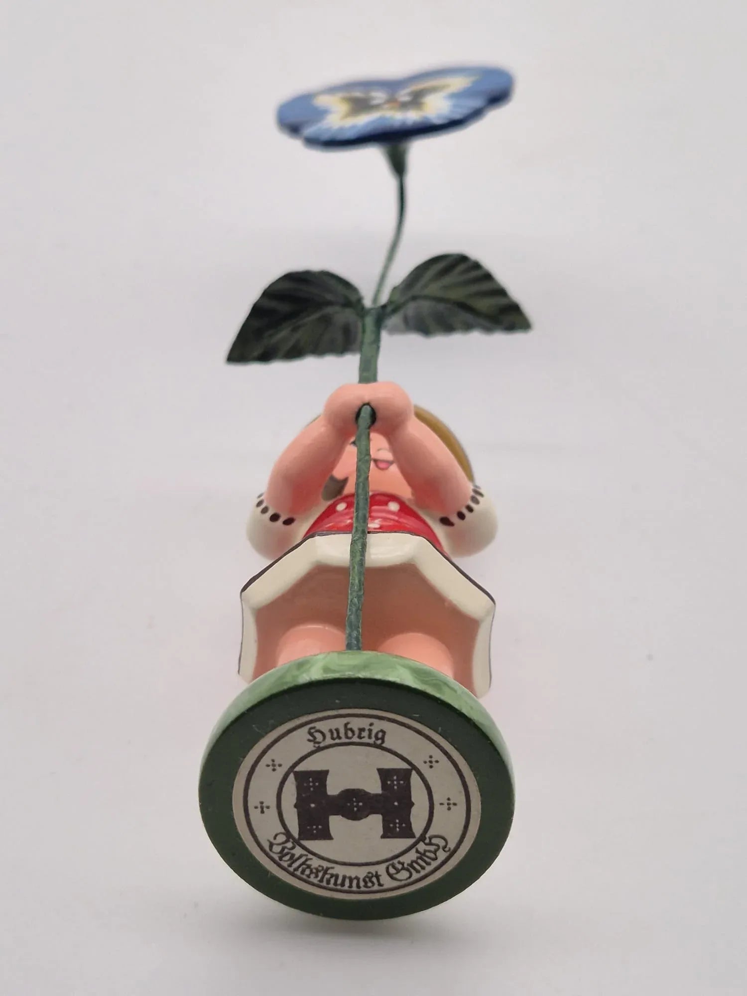 Hubrig Volkskunst GmbH – Mädchen mit großer blauer Blume, Erzgebirge