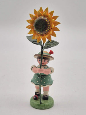 Hubrig Volkskunst – Mädchen mit Sonnenblume, Erzgebirge