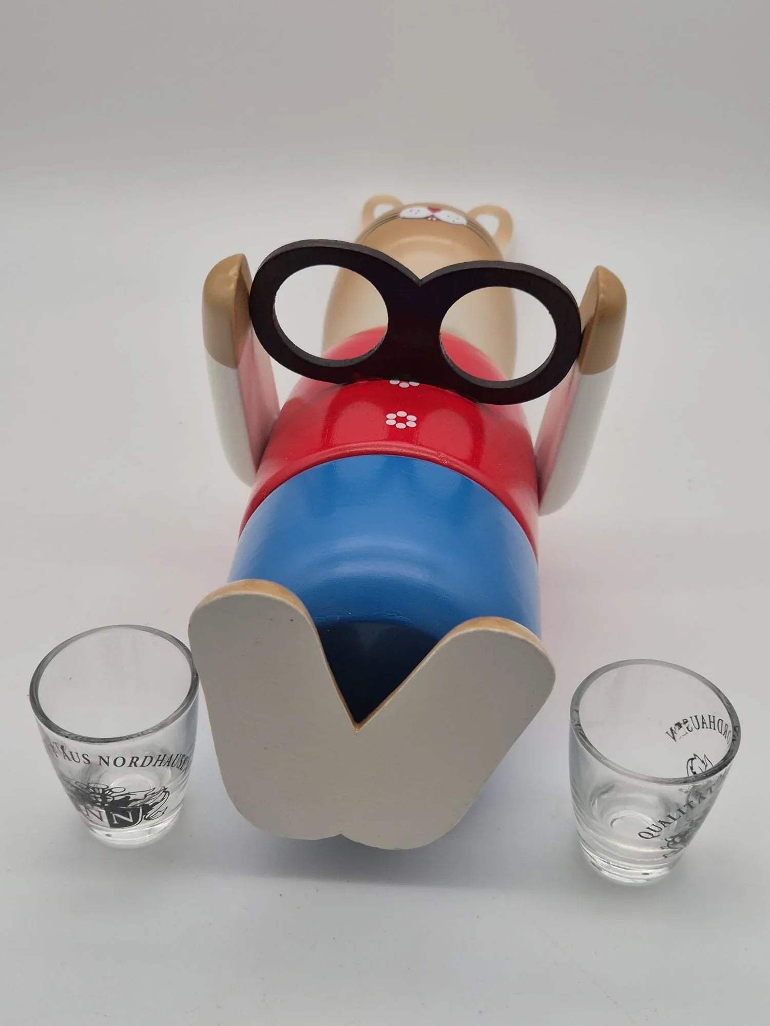 Großer Holz Osterhase mit Tablett & 2 Schnapsgläsern – Nordbrand Nordhausen – ca. 34 cm