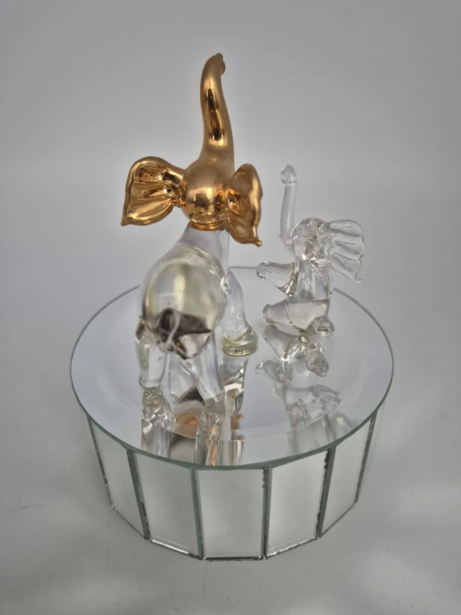Spieluhr Glas Elefanten mit Spiegelpodest – goldfarben