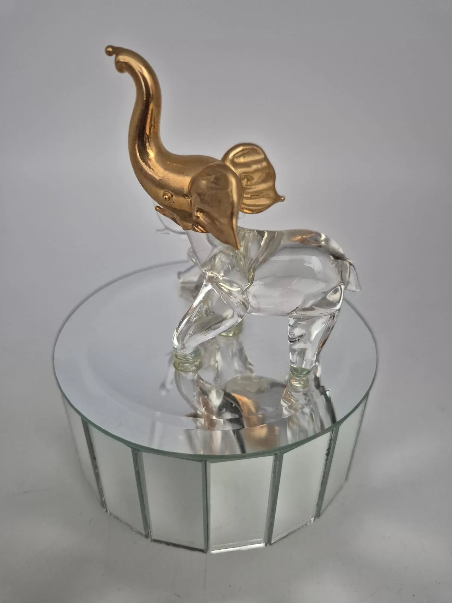 Spieluhr Glas Elefanten mit Spiegelpodest – goldfarben