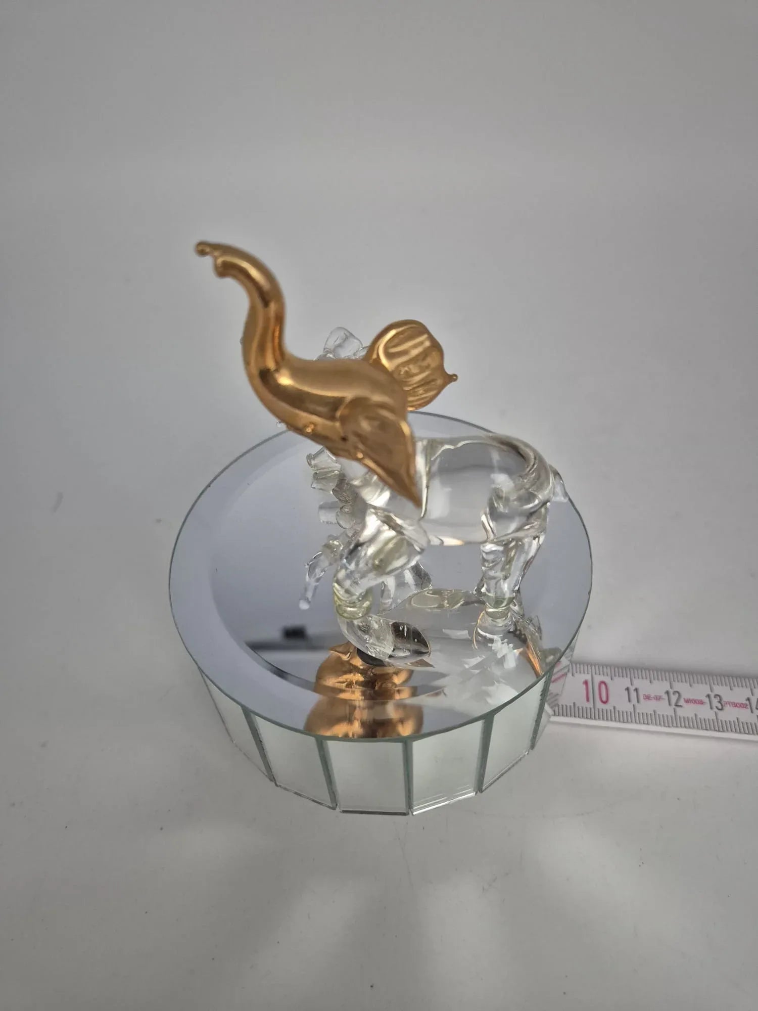 Spieluhr Glas Elefanten mit Spiegelpodest – goldfarben