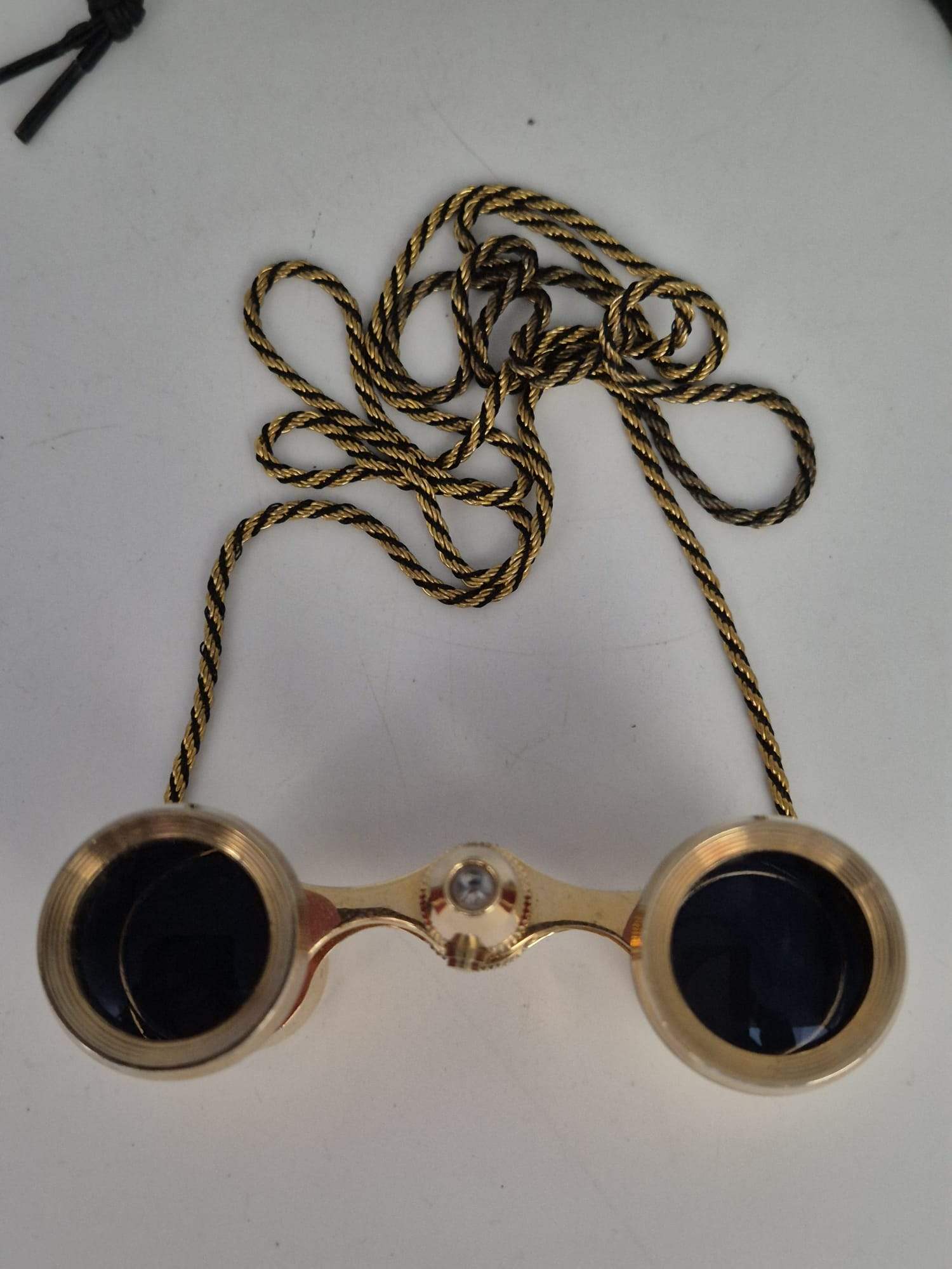 Opernglas Fernglas Theaterglas rot gold mit Beleuchtung und Tasche