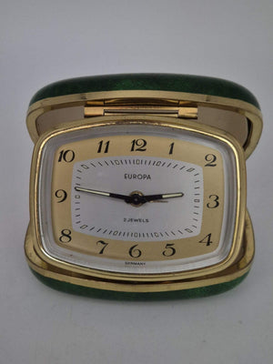 Vintage Reisewecker „EUROPA“ 2 Jewels – Klappetui Grün/Gold mit Leuchtzeigern