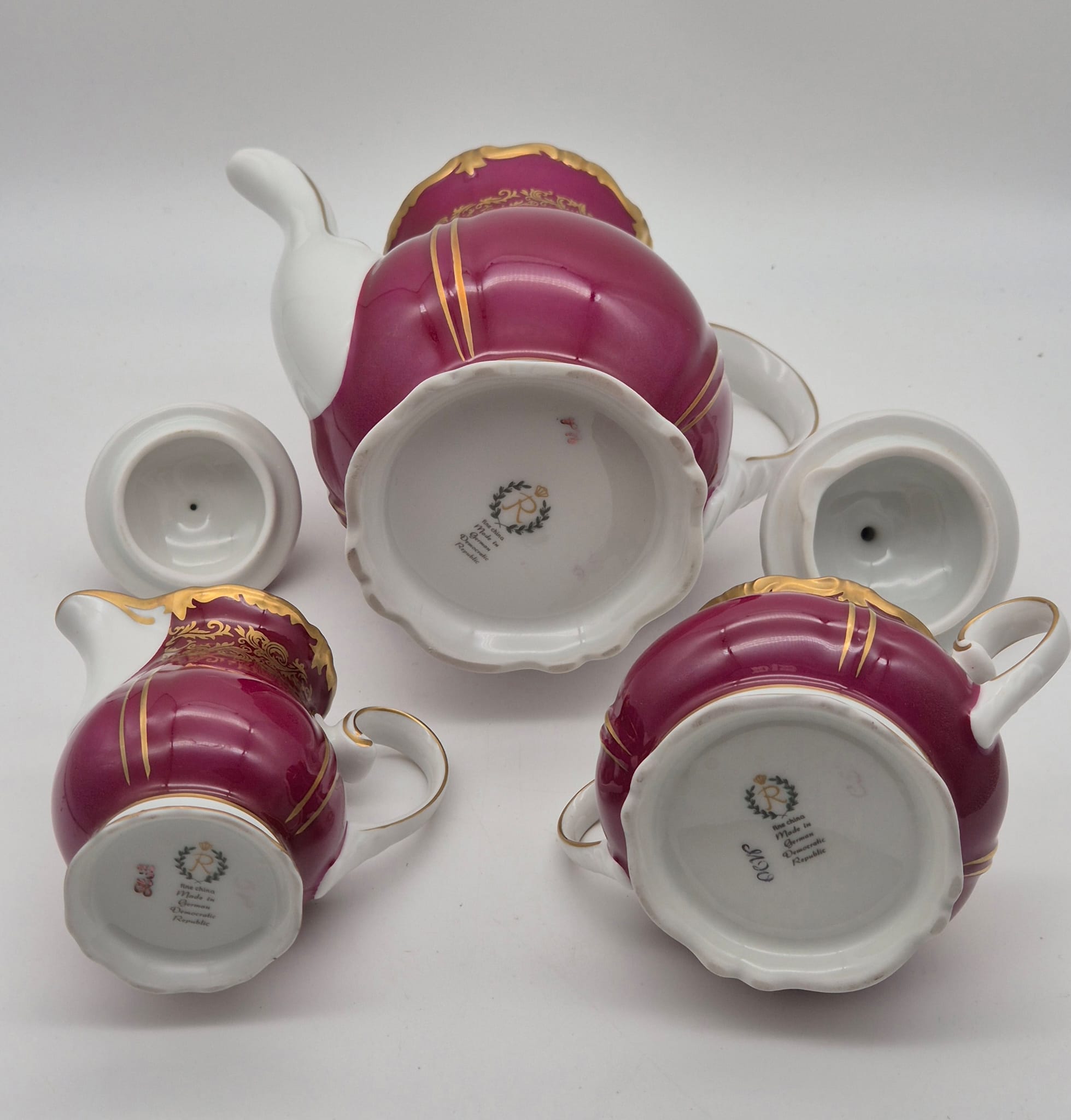 Reichenbacher Porzellan Kaffee-Service 3-teilig Bordeaux Golddekor