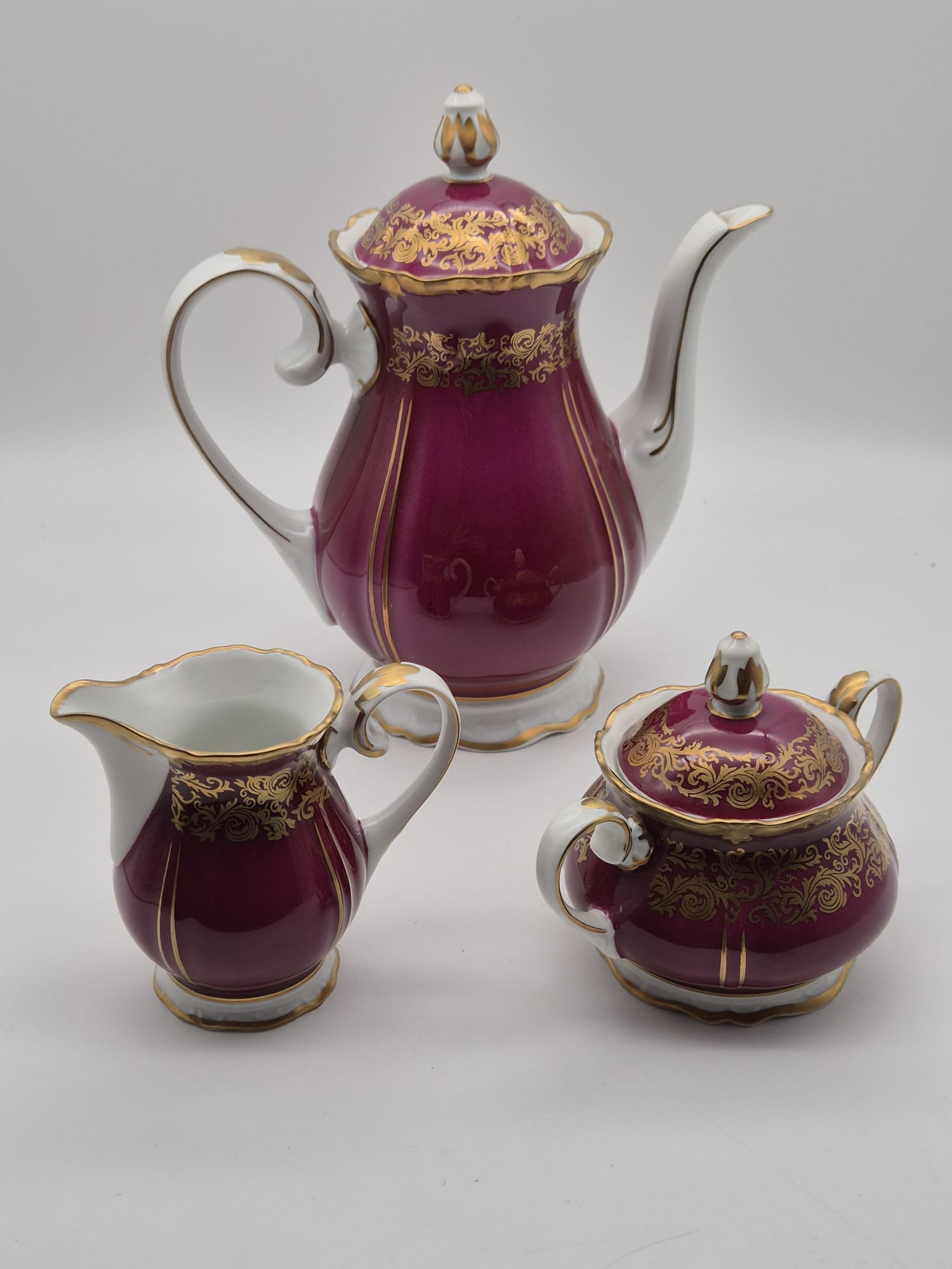 Reichenbacher Porzellan Kaffee-Service 3-teilig Bordeaux Golddekor