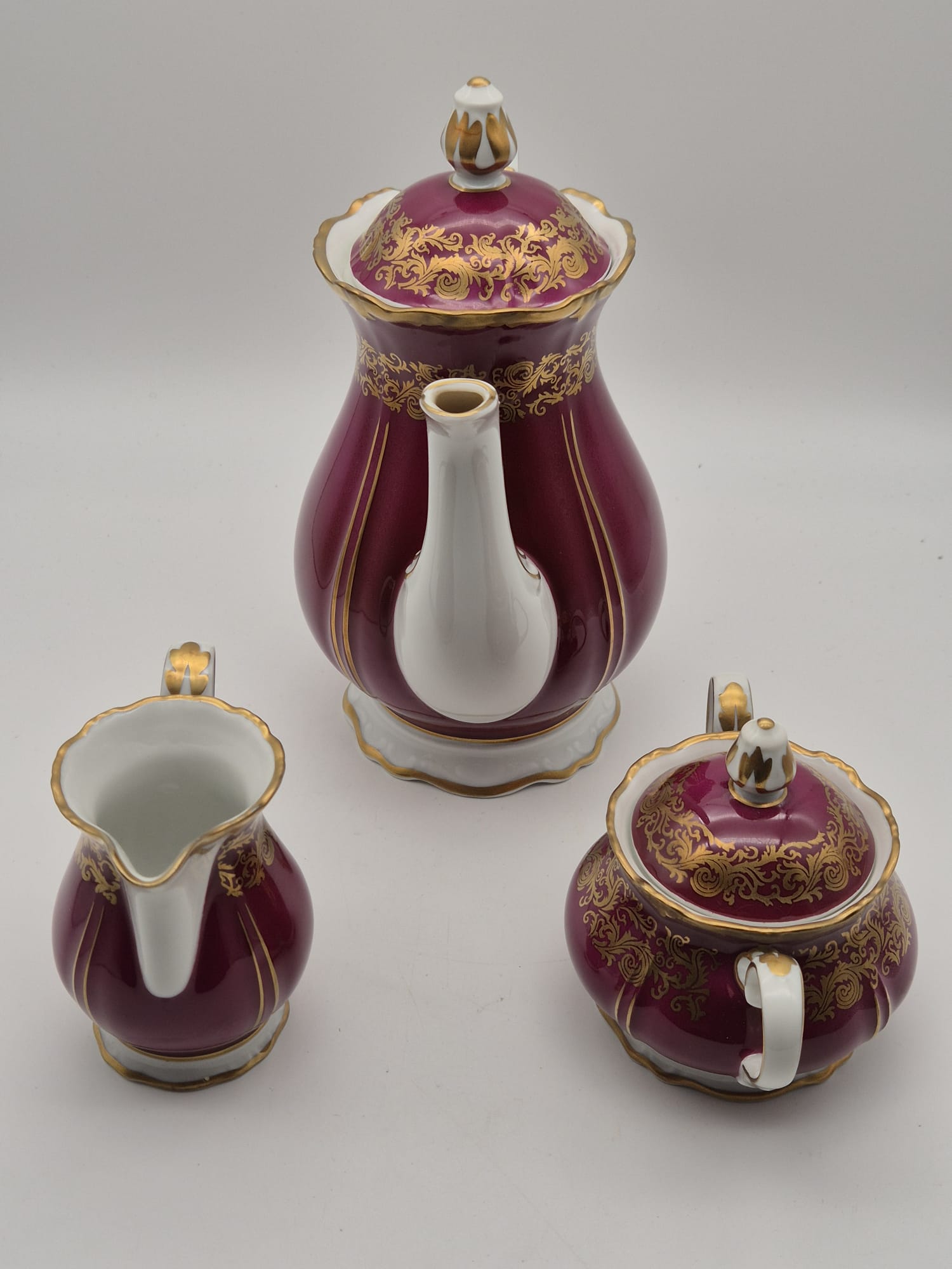 Reichenbacher Porzellan Kaffee-Service 3-teilig Bordeaux Golddekor