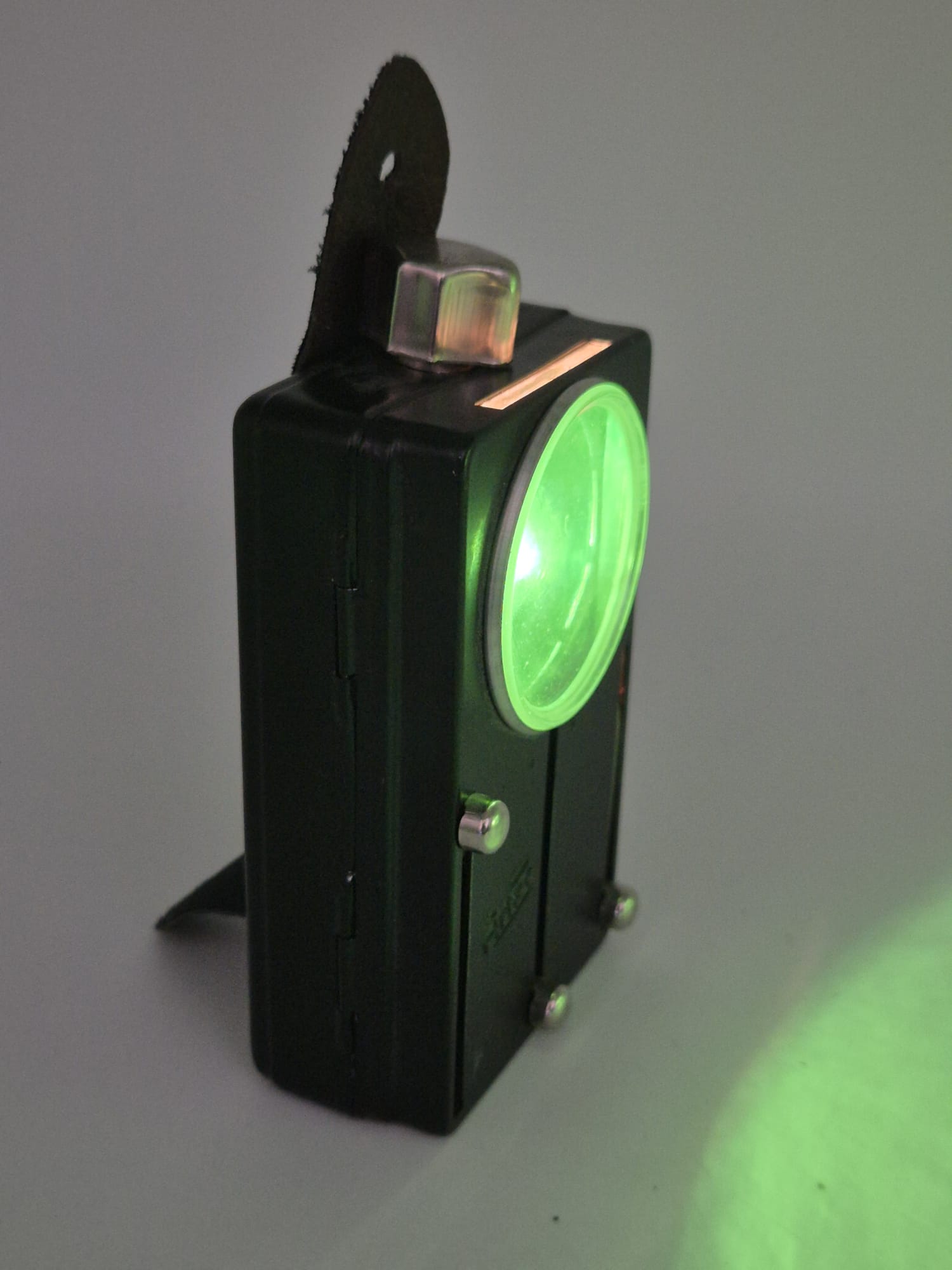 DDR ARTAS Taschenlampe – Original Arnstädter Taschenlampenwerk