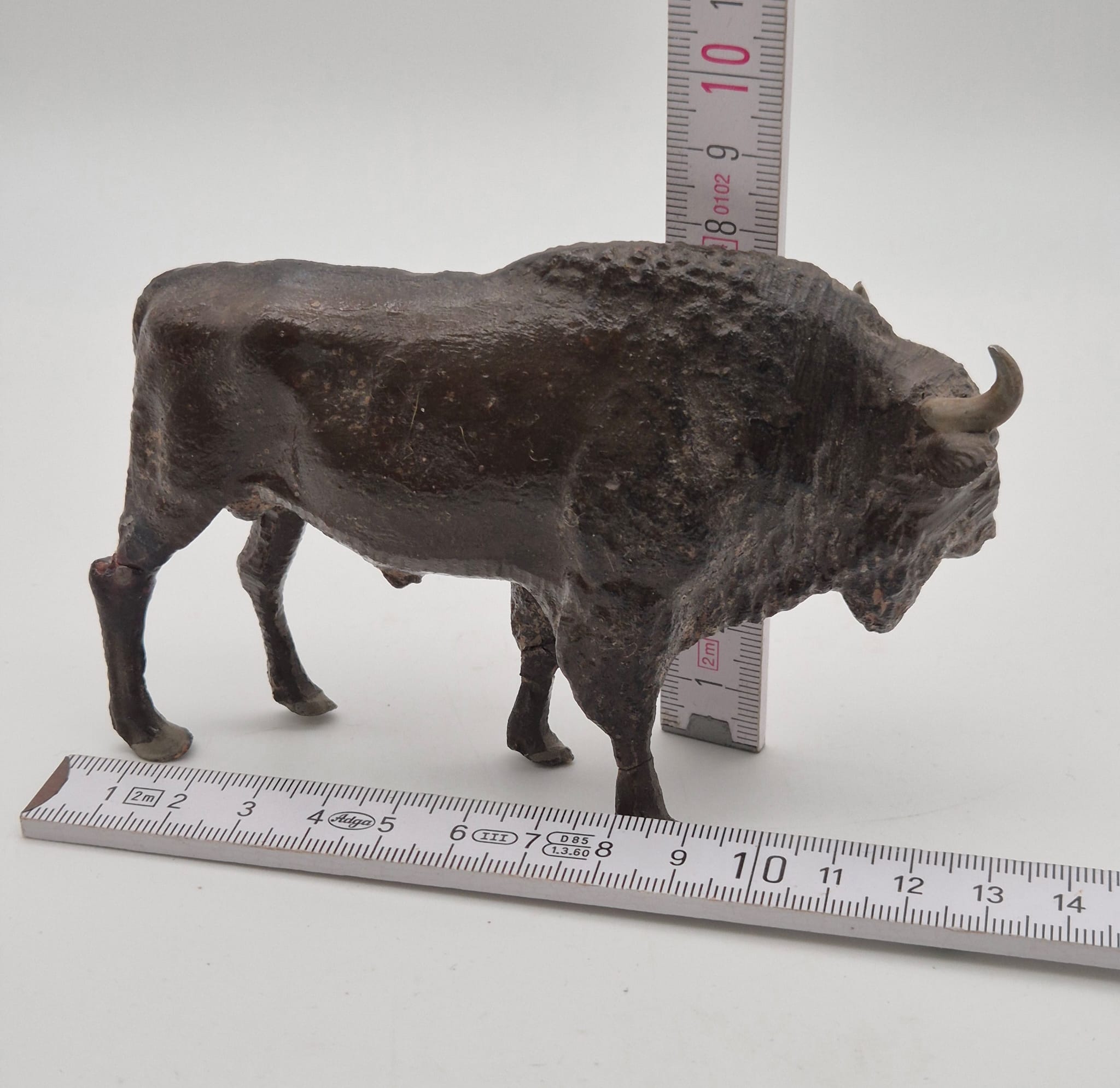 Alter Lineol Bison/Büffel Massefigur – ca. 8 cm – Sammlerfigur