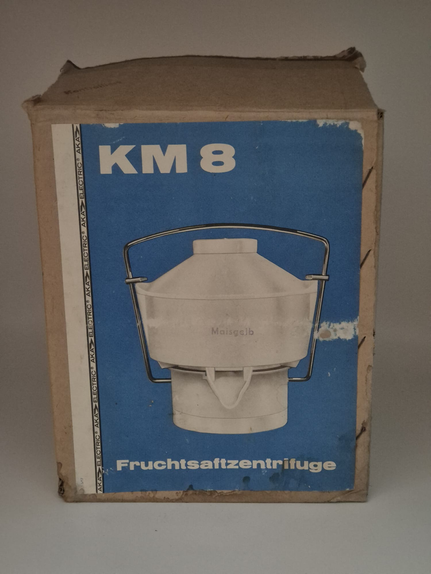 DDR Fruchtsaftzentrifuge KM 8 – AKA Electric – VEB Elektrogerätewerk Suhl – mit OVP