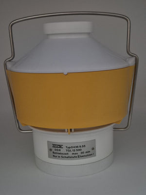 DDR Fruchtsaftzentrifuge KM 8 – AKA Electric – VEB Elektrogerätewerk Suhl – mit OVP
