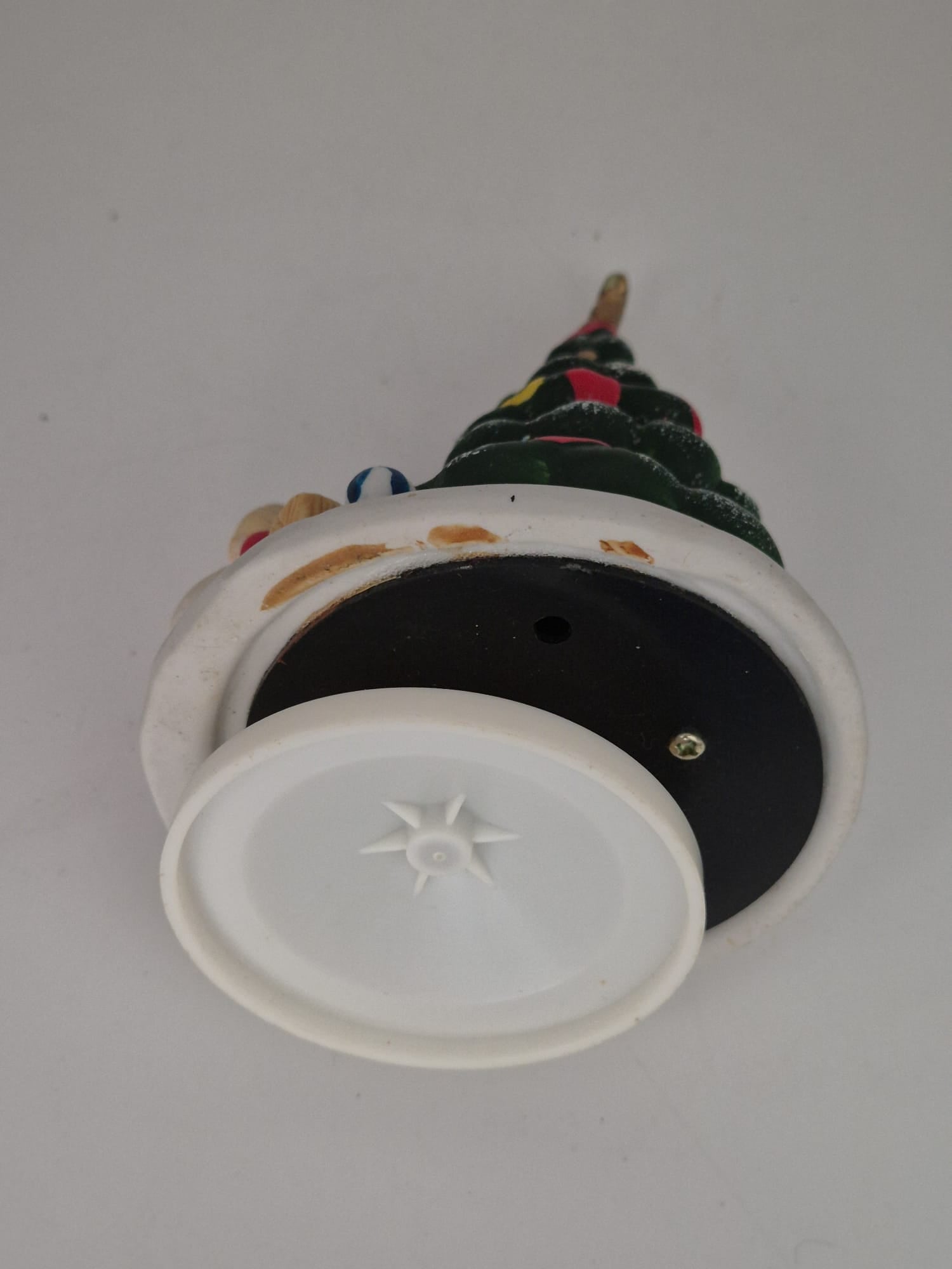Weihnachtliche Spieluhr mit Weihnachtsbaum, Weihnachtsmann & Kind – ca. 15 cm