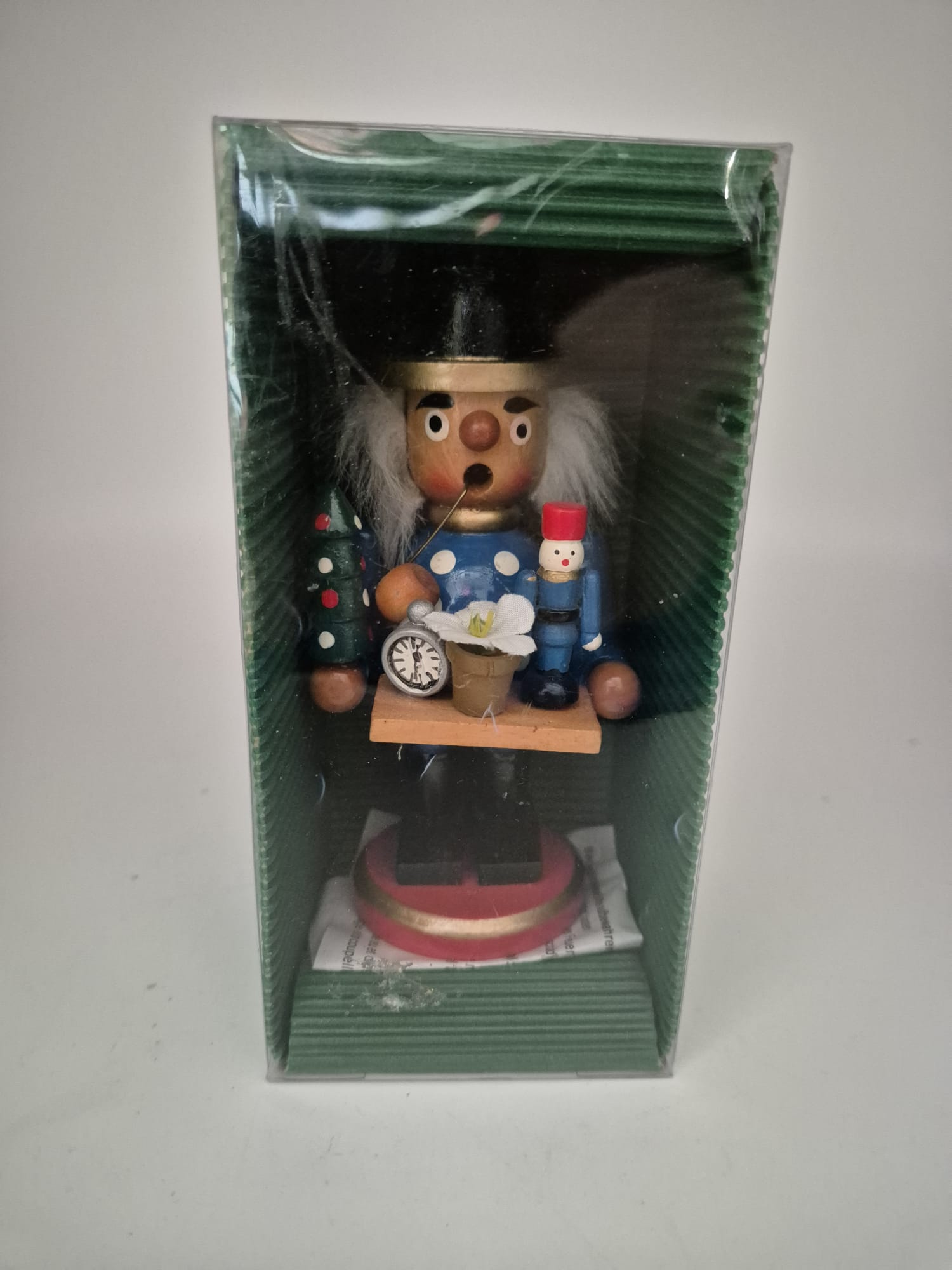 NEU: Räuchermann Händler mit Miniaturen und Originalverpackung ca. 15 cm