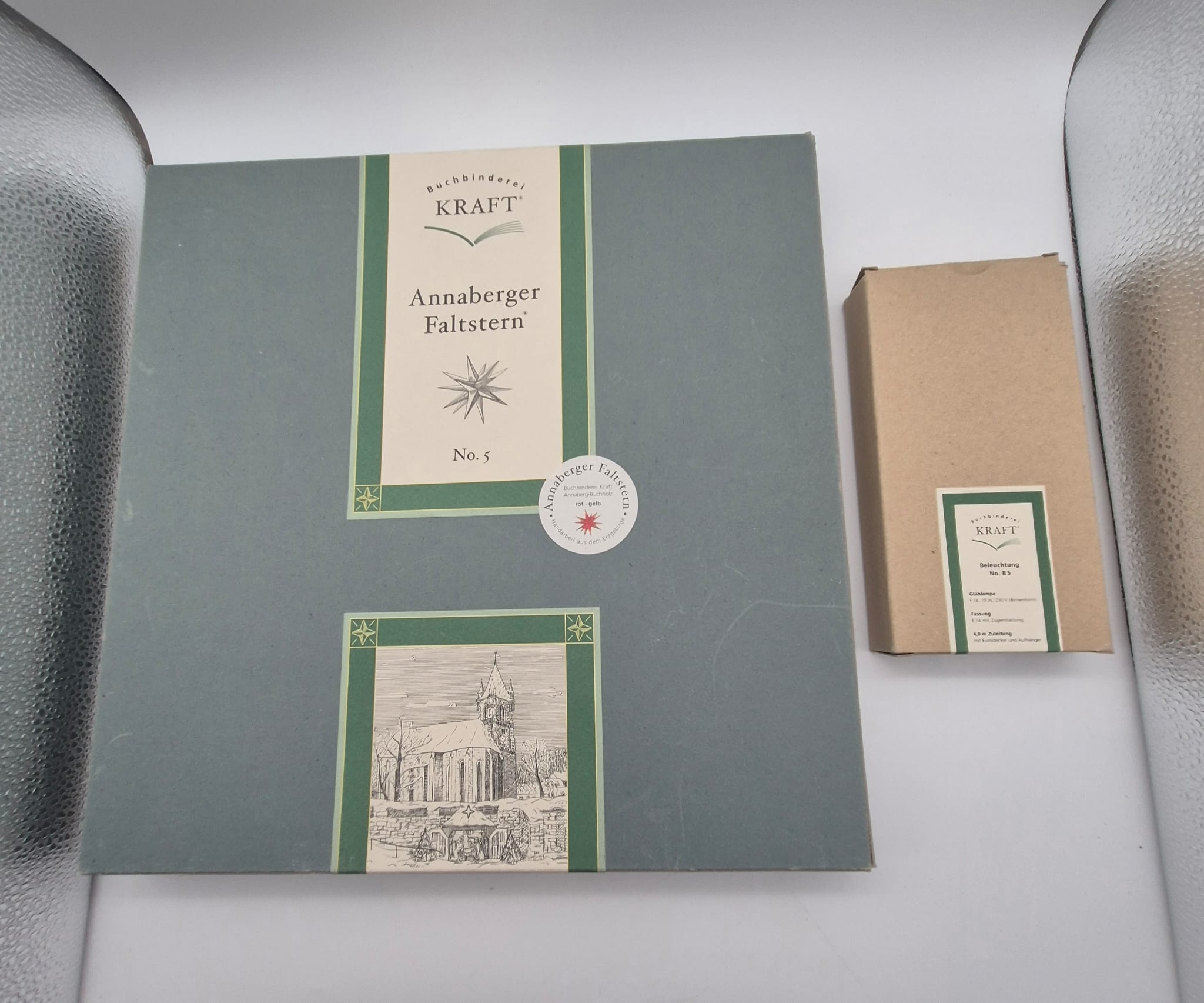 Annaberger Faltstern No. 5 mit Beleuchtung – Buchbinderei Kraft