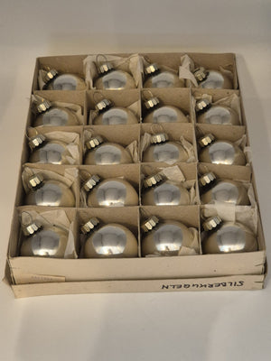 20 DDR Weihnachtskugeln Silber – Ø ca. 5 cm – Originalverpackung