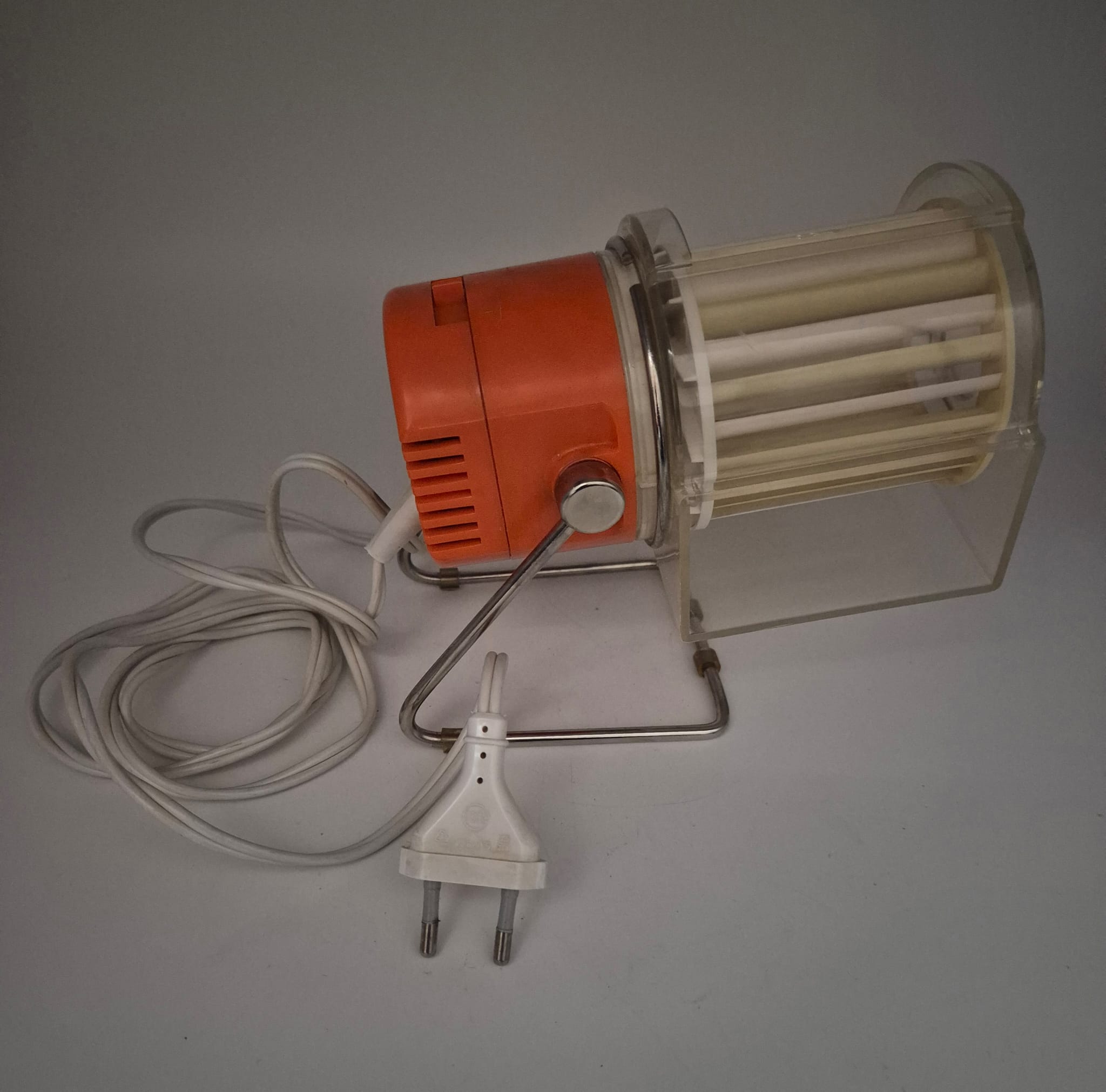 DDR AKA Electric Querstromlüfter QL I – Tisch- und Wandlüfter mit Originalverpackung