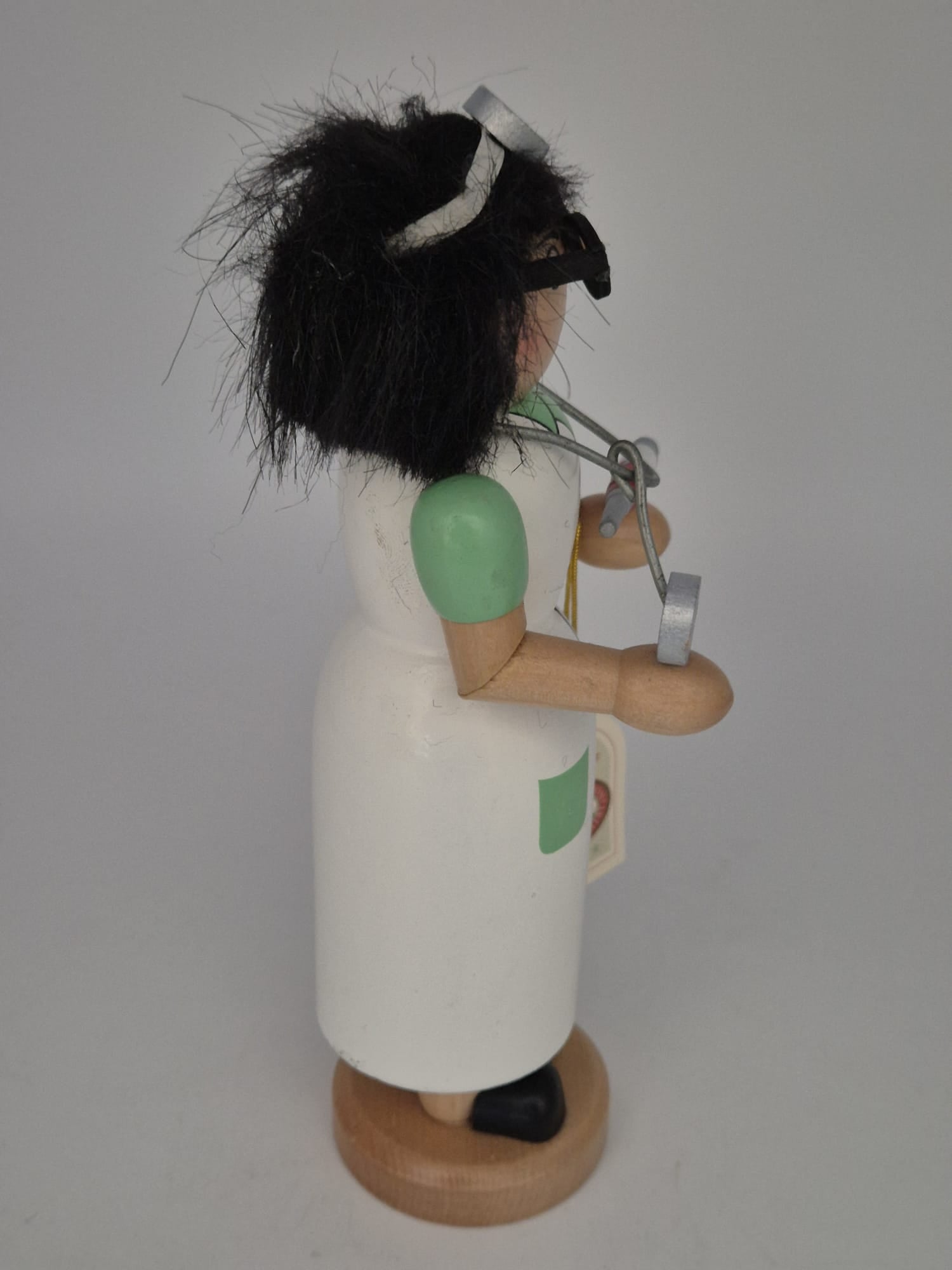 SIGRO Räucherfrau Ärztin / Doktor – Holz Räucherfigur ca. 19 cm