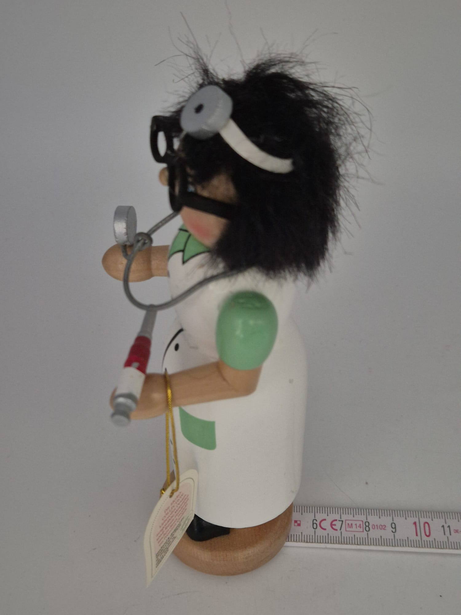 SIGRO Räucherfrau Ärztin / Doktor – Holz Räucherfigur ca. 19 cm