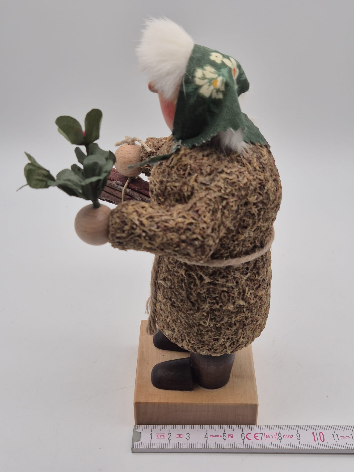 Räucherfrau „Vogtländisches Moosweibl“ – Drechslerei S. Schubert Rodewisch – ca. 22 cm mit OVP