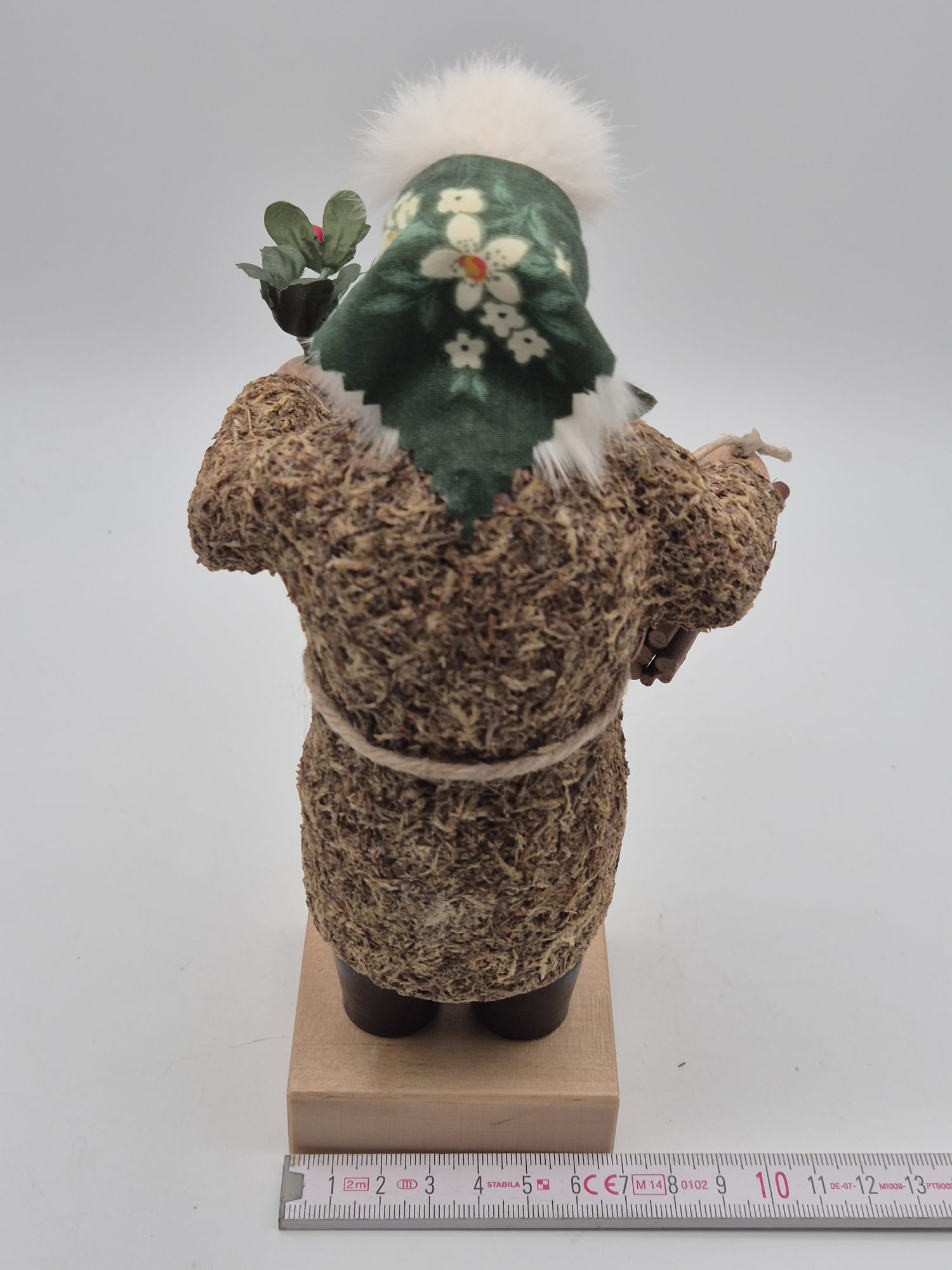 Räucherfrau „Vogtländisches Moosweibl“ – Drechslerei S. Schubert Rodewisch – ca. 22 cm mit OVP