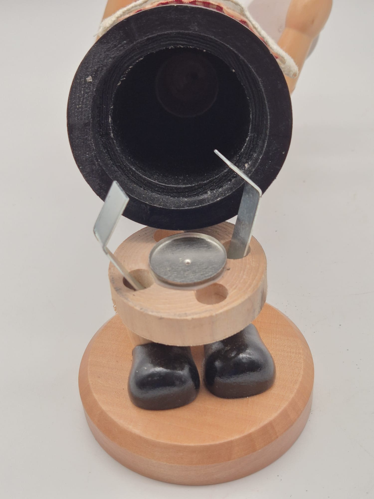 SIGRO Collection Räucherfrau Kellnerin / Bedienung aus Holz ca. 28 cm