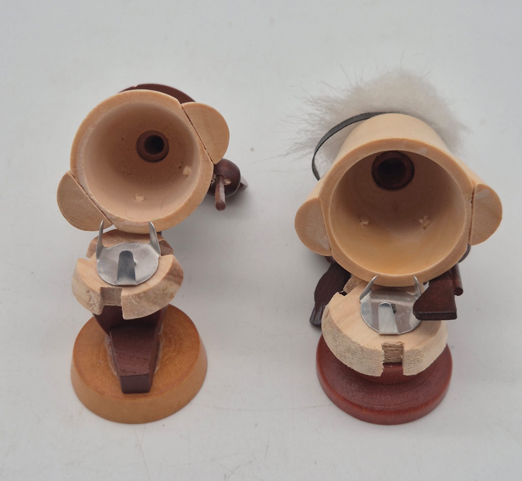 2 kleine Räuchermännchen aus Holz – Jäger & Waldarbeiter – ca. 9 cm
