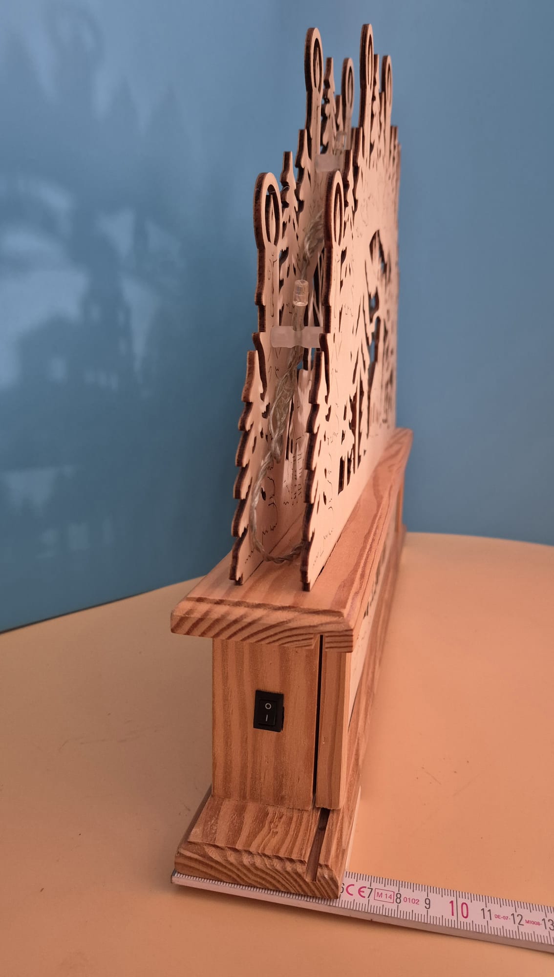 Doppelschwibbogen aus Holz mit Kurrende – beleuchtet