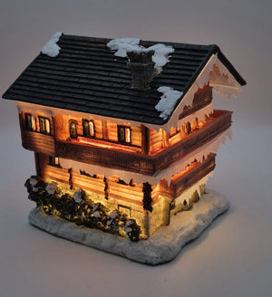Beleuchtetes Winterhaus / Alpenhaus von Goldbach Geschenkartikel – ca. 19 cm