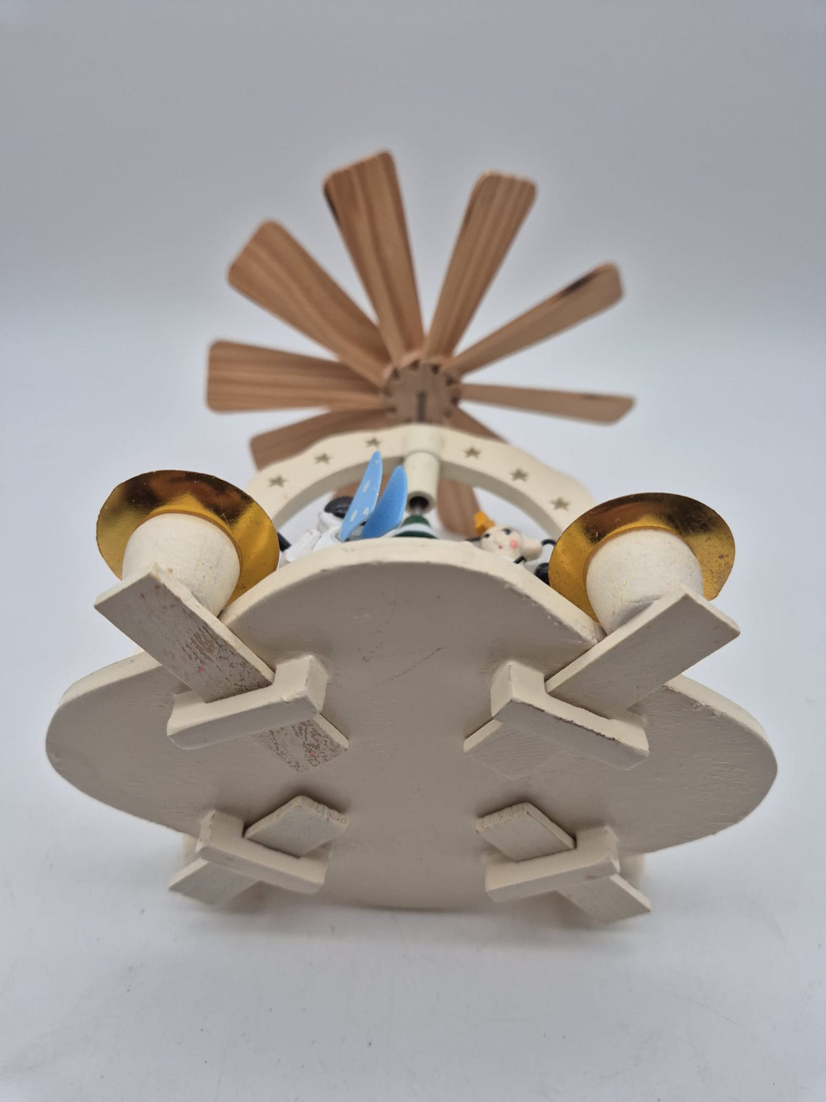 Kleine Weihnachtspyramide aus Holz mit Engeln & 4 Kerzenhaltern – ca. 16 cm
