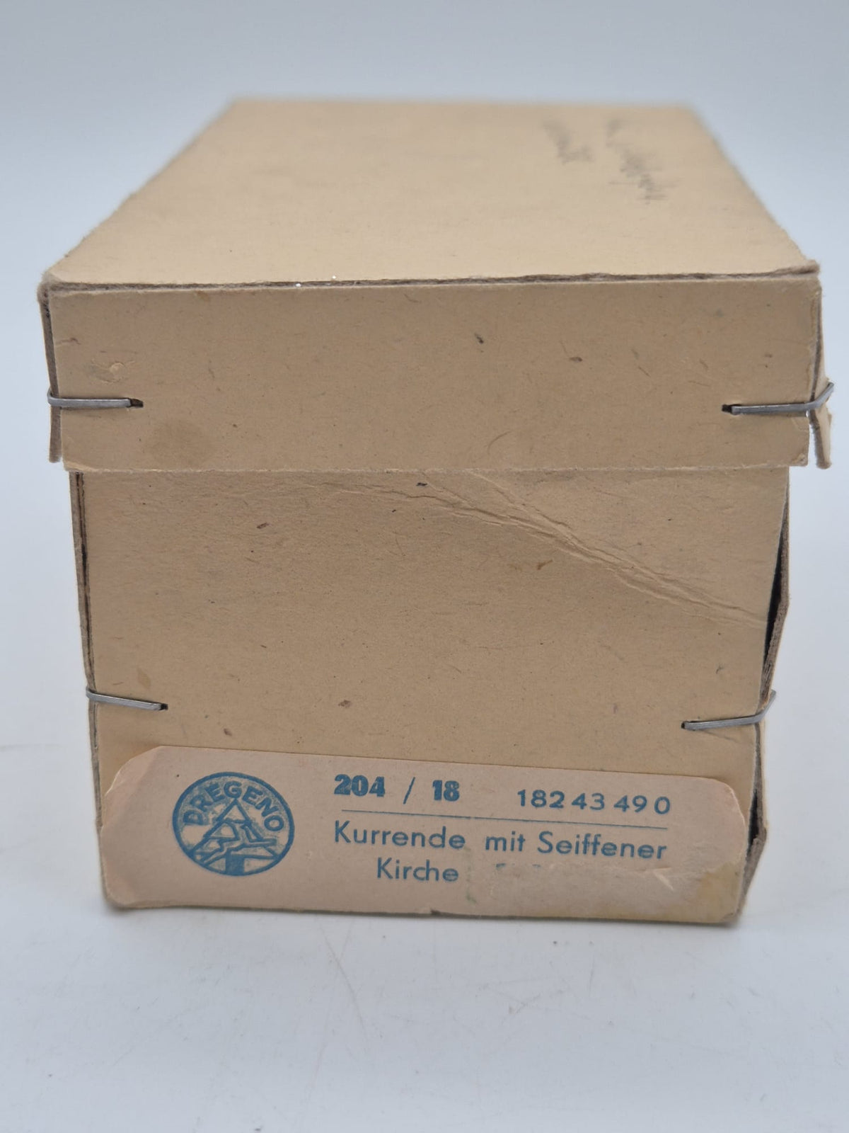 Dregeno Kurrende mit Seiffener Kirche – Holzfiguren mit Originalverpackung