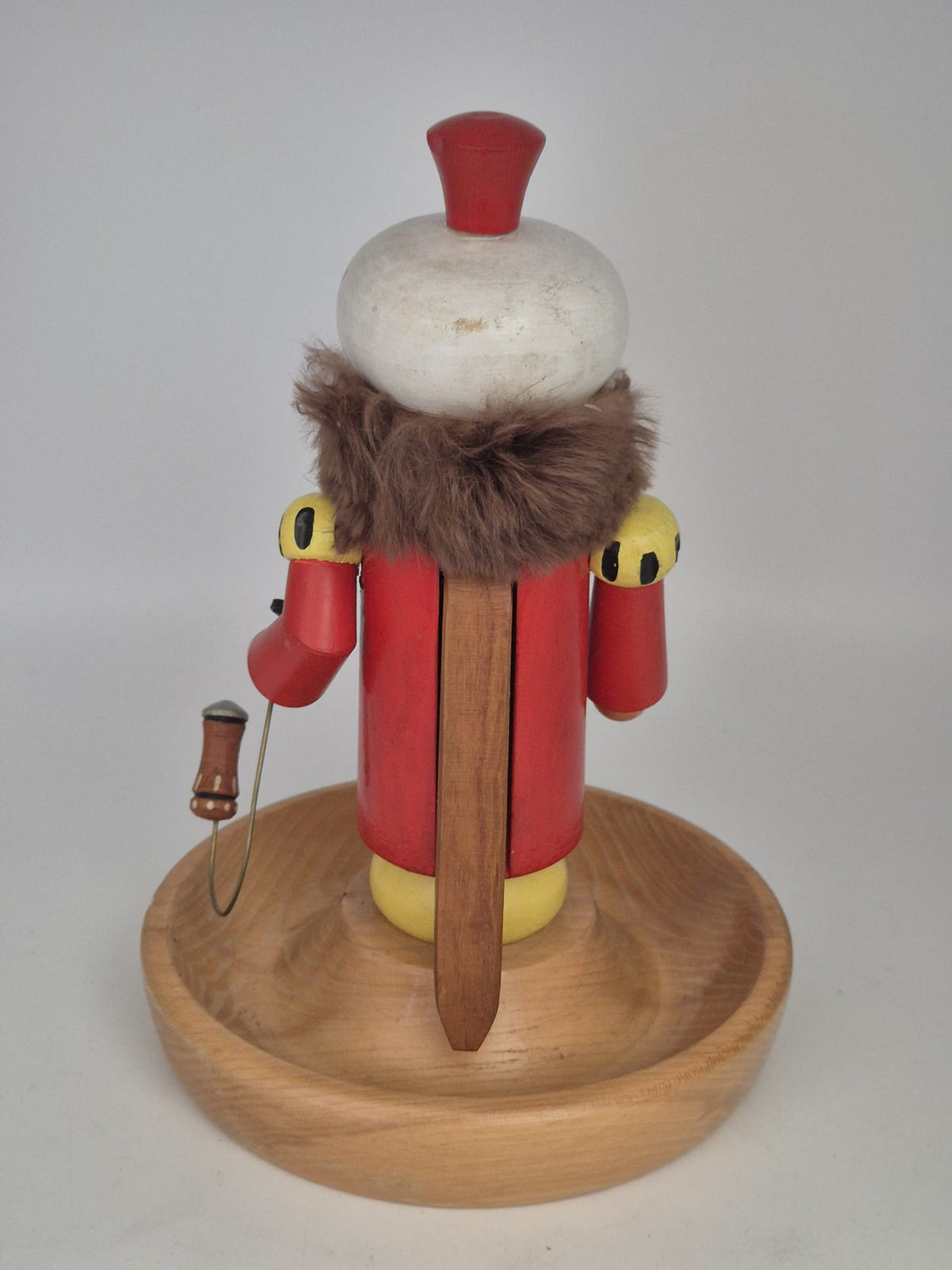 Alter Nussknacker Sultan aus Holz – ca. 26 cm