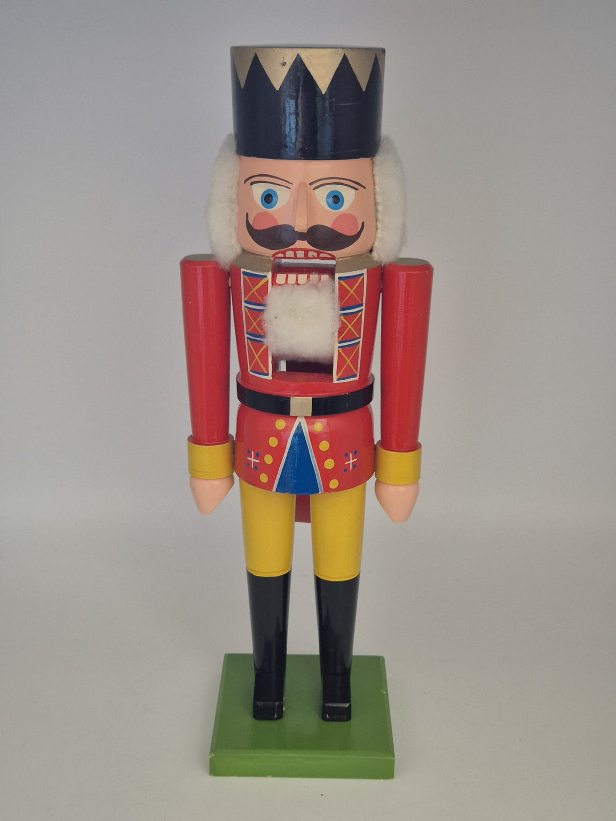 Großer Nussknacker Soldat aus Holz – ca. 35 cm