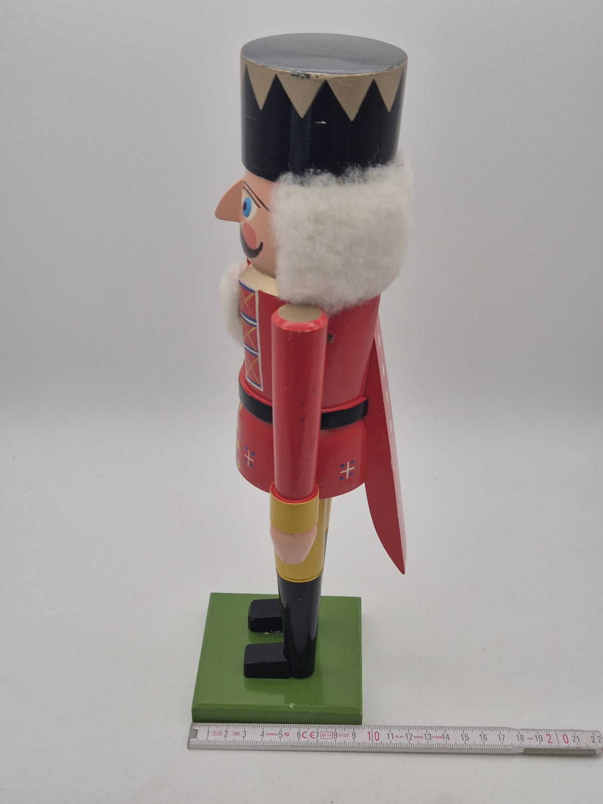 Großer Nussknacker Soldat aus Holz – ca. 35 cm