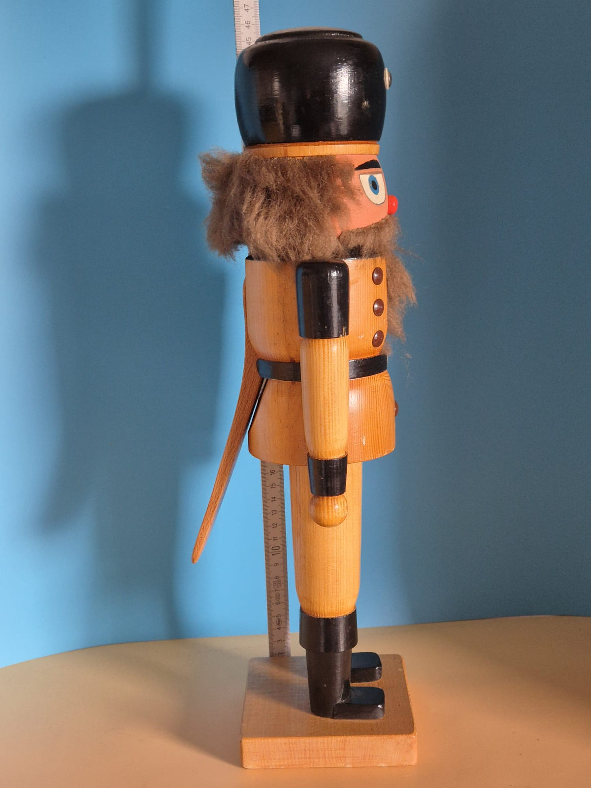 Großer Nussknacker Soldat aus Holz – ca. 46 cm