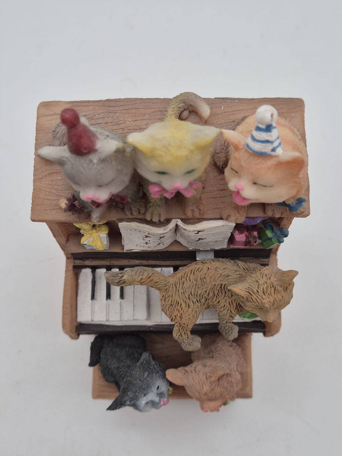 Spieluhr „Katzen am Klavier“ – Kunststoffmasse – ca. 15 cm