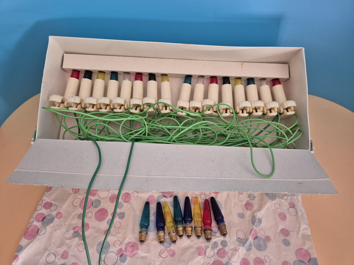 Zlatokov Retro Weihnachtsbaumbeleuchtung – 16 elektrische Kerzen – Originalverpackung