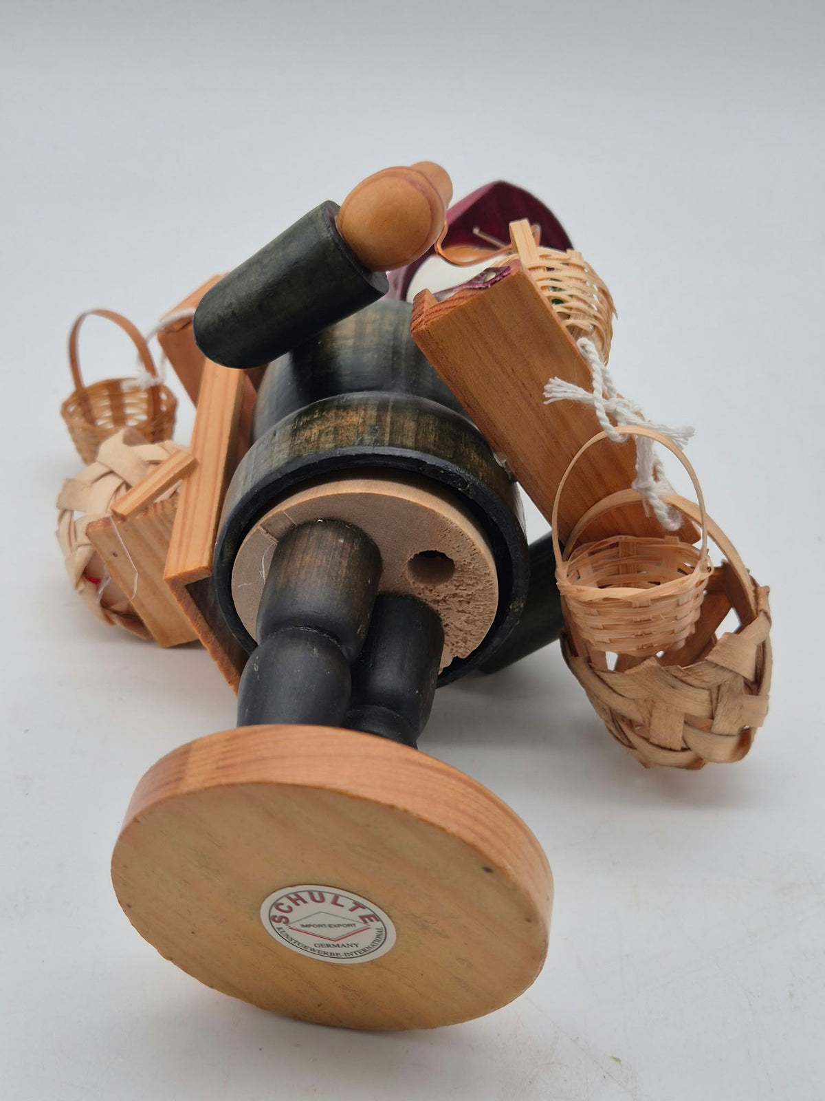 Schulte Räuchermann Korbhändler mit Bauchladen – Holz – ca. 20 cm