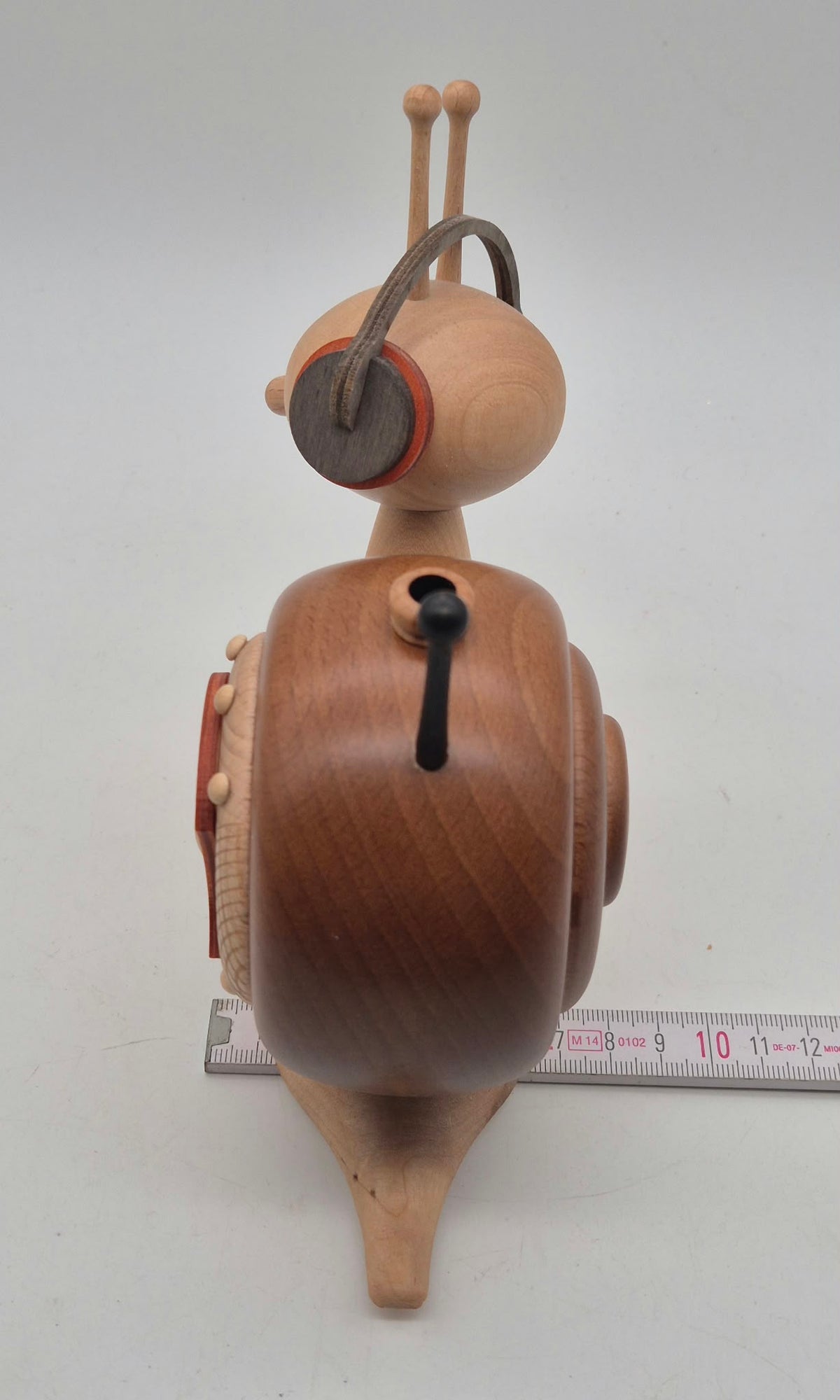 Kuhnert Räucherschnecke „Radioschnecke“ – Erzgebirge – Holz – ca. 15 cm
