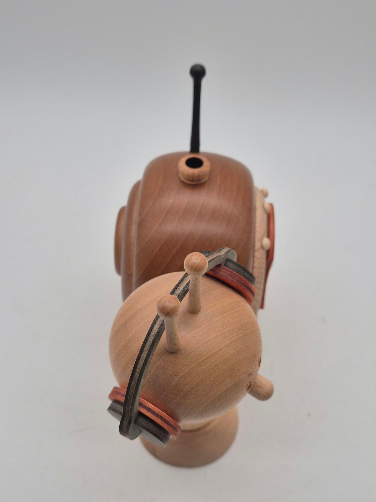 Kuhnert Räucherschnecke „Radioschnecke“ – Erzgebirge – Holz – ca. 15 cm
