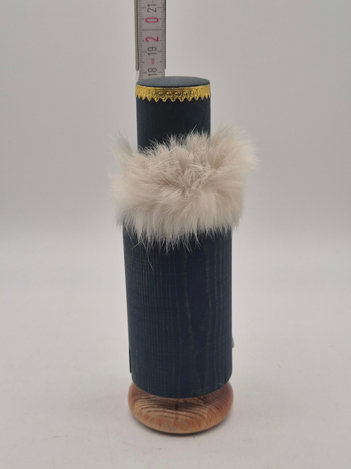 Räuchermann Soldat / Husar aus Holz – mit Fellbesatz – ca. 18 cm