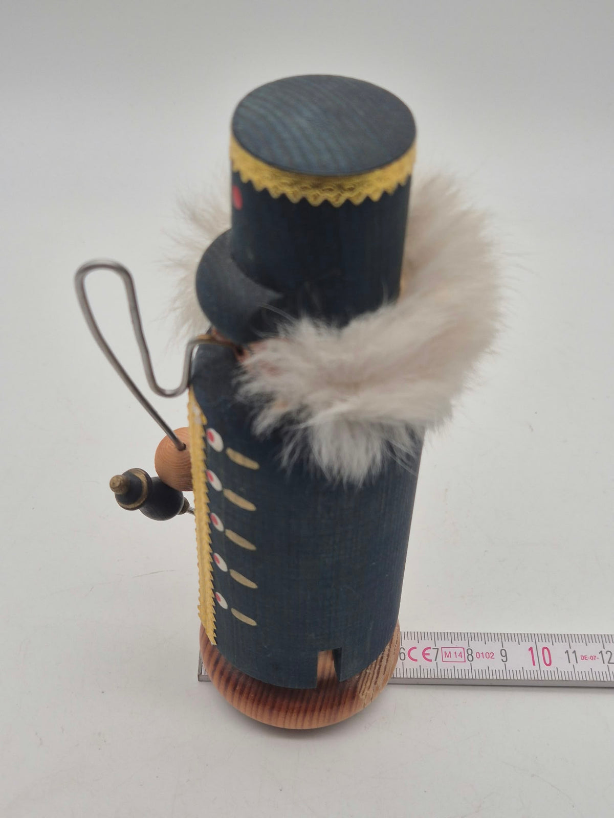 Räuchermann Soldat / Husar aus Holz – mit Fellbesatz – ca. 18 cm