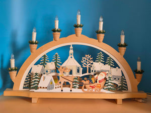 Elektrischer Holz-Schwibbogen – Weihnachtsmann mit Rentierschlitten – 7-flammig – ca. 59 cm
