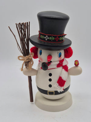 Räucherschneemann aus Holz – Schornsteinfeger mit Zylinder, Besen und Vogel – ca. 18 cm